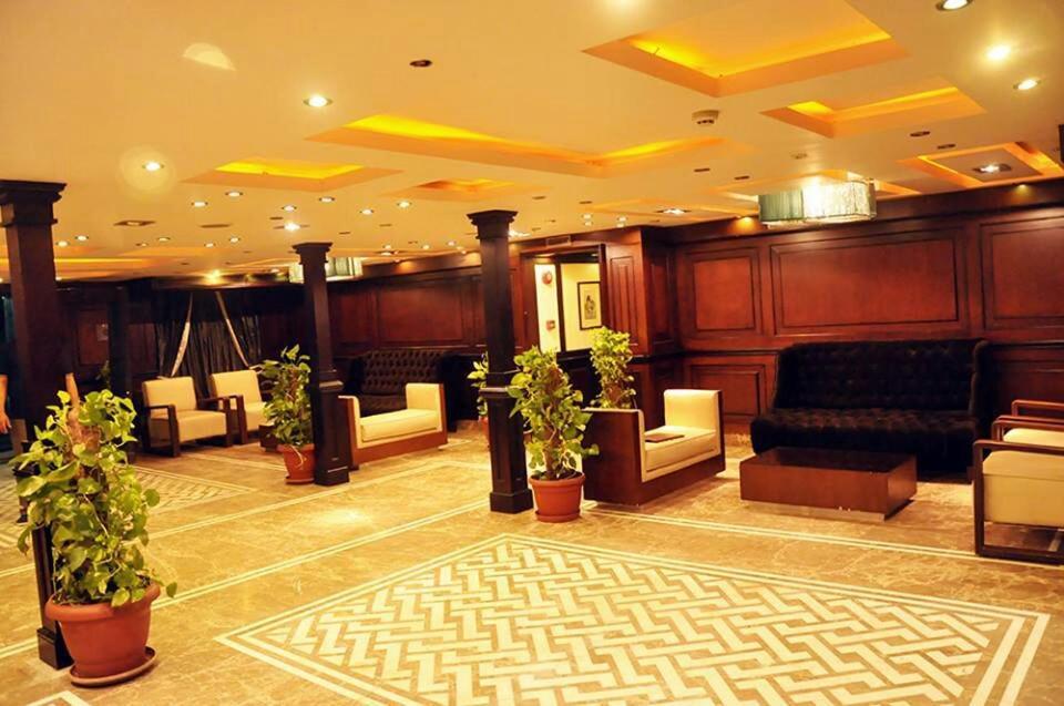 Riviera Nile Cruise ريفيرا نايل كروز * Kairo
