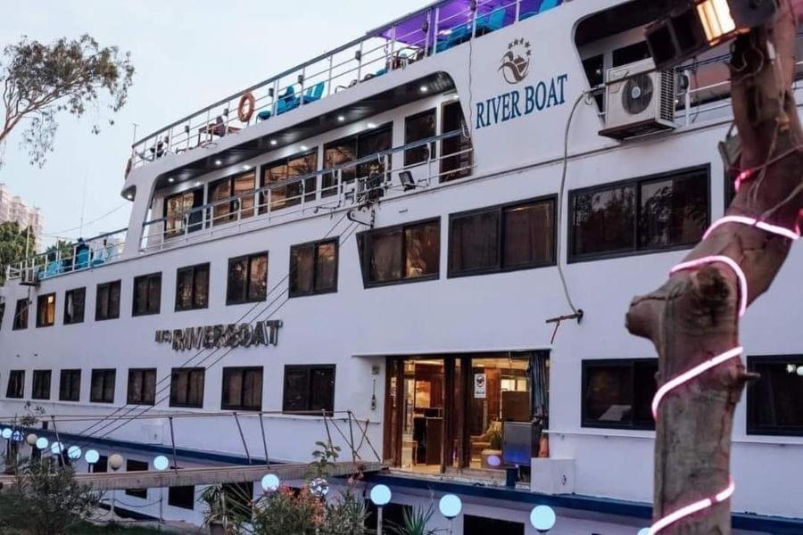 Riviera Nile Cruise ريفيرا نايل كروز * Kairo