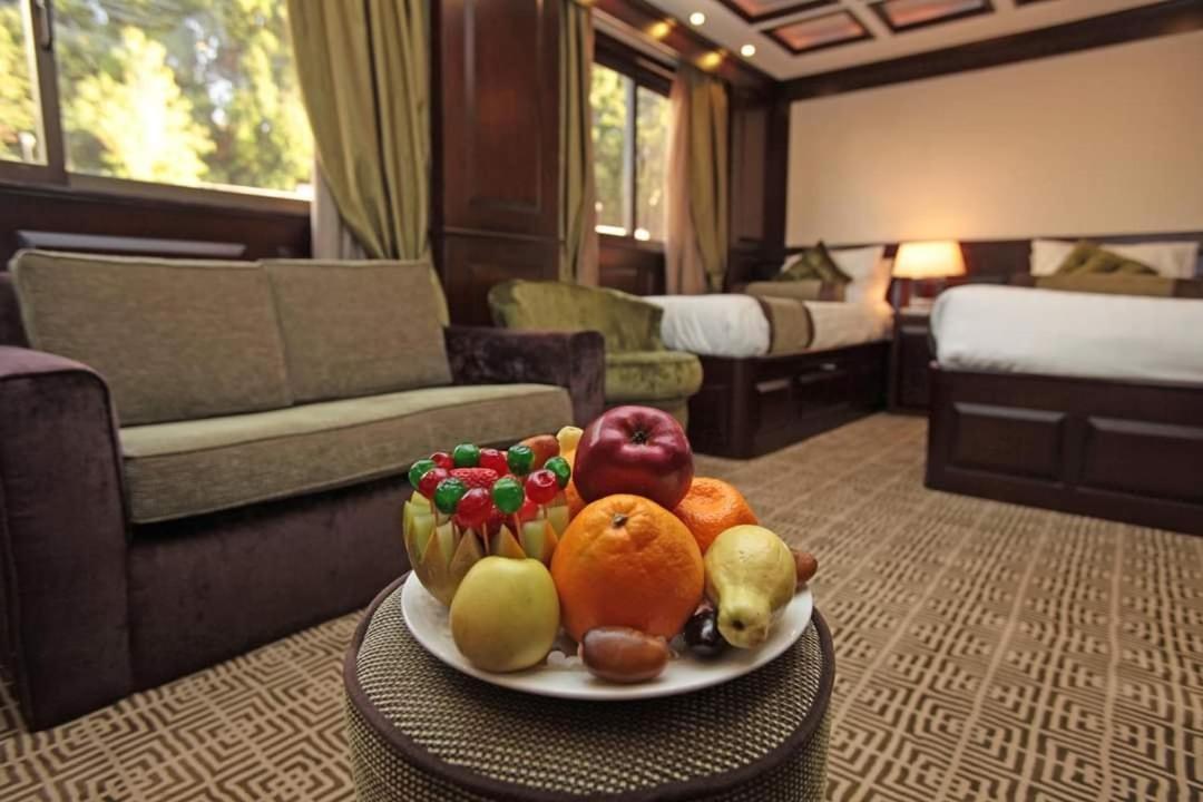 Riviera Nile Cruise ريفيرا نايل كروز Kairo